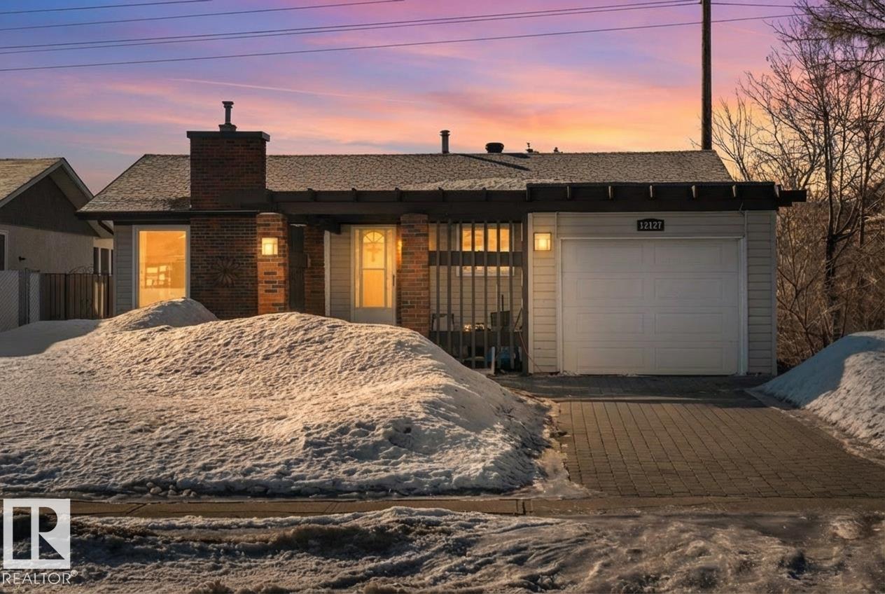 12127 152a Av Nw, Edmonton, Alberta  T5X 1R1 - Photo 1 - E4477142