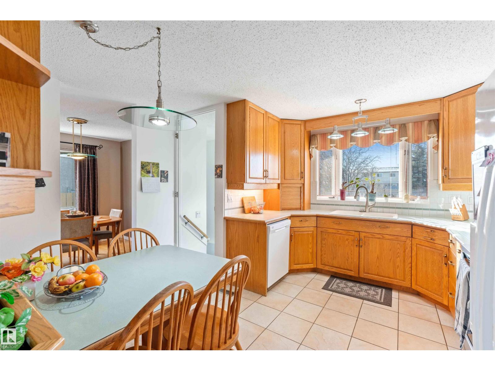 12127 152a Av Nw, Edmonton, Alberta  T5X 1R1 - Photo 30 - E4477142