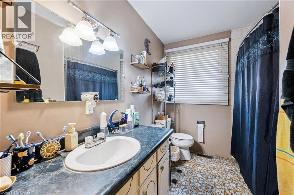 15 Wedgewood Drive, Cambridge, Ontario  N1S 2A8 - Photo 12 - 40811018