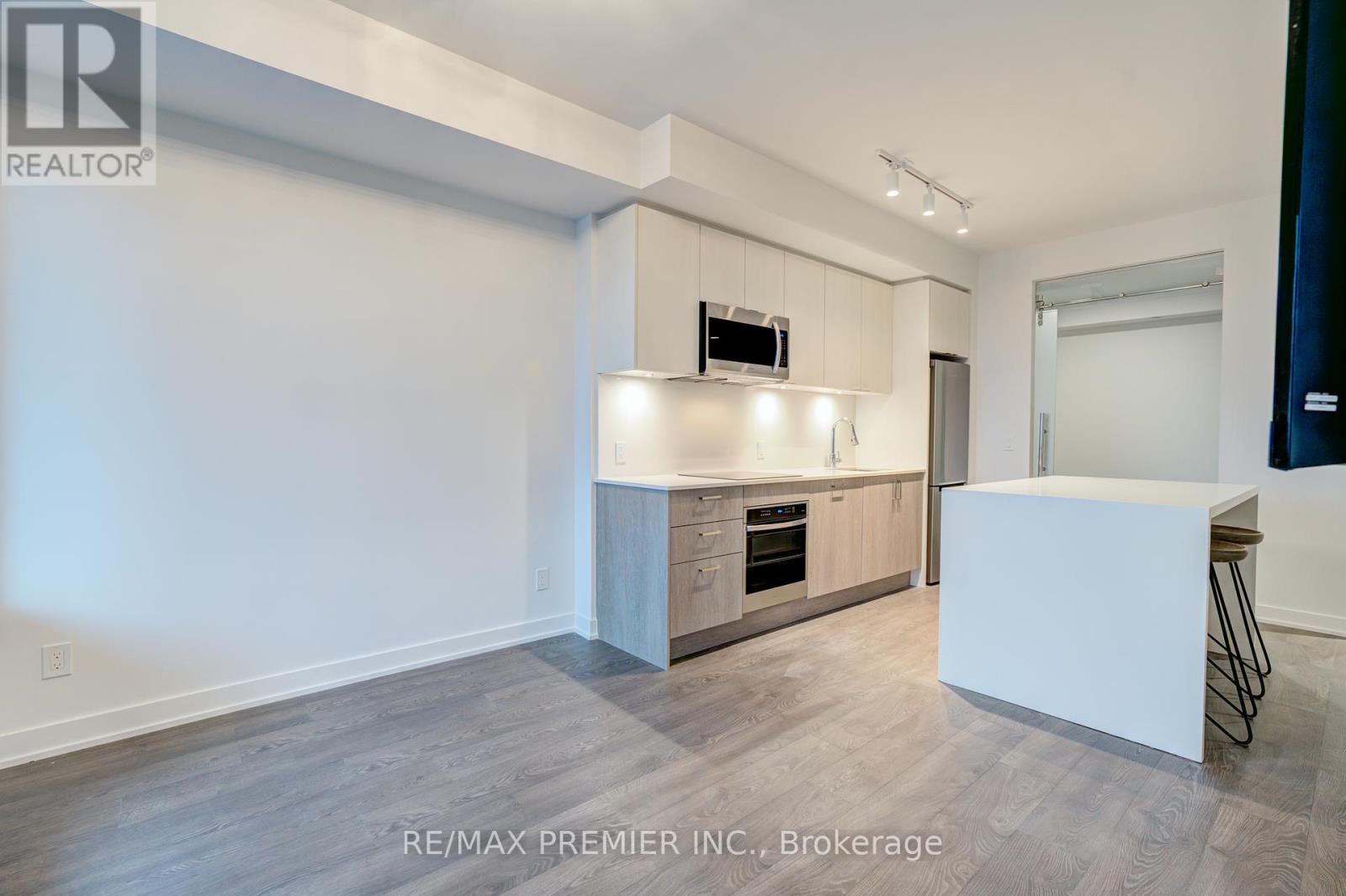 2617 - 1926 Lakeshore Boulevard W, Toronto, Ontario  M6S 1A1 - Photo 9 - W12876622