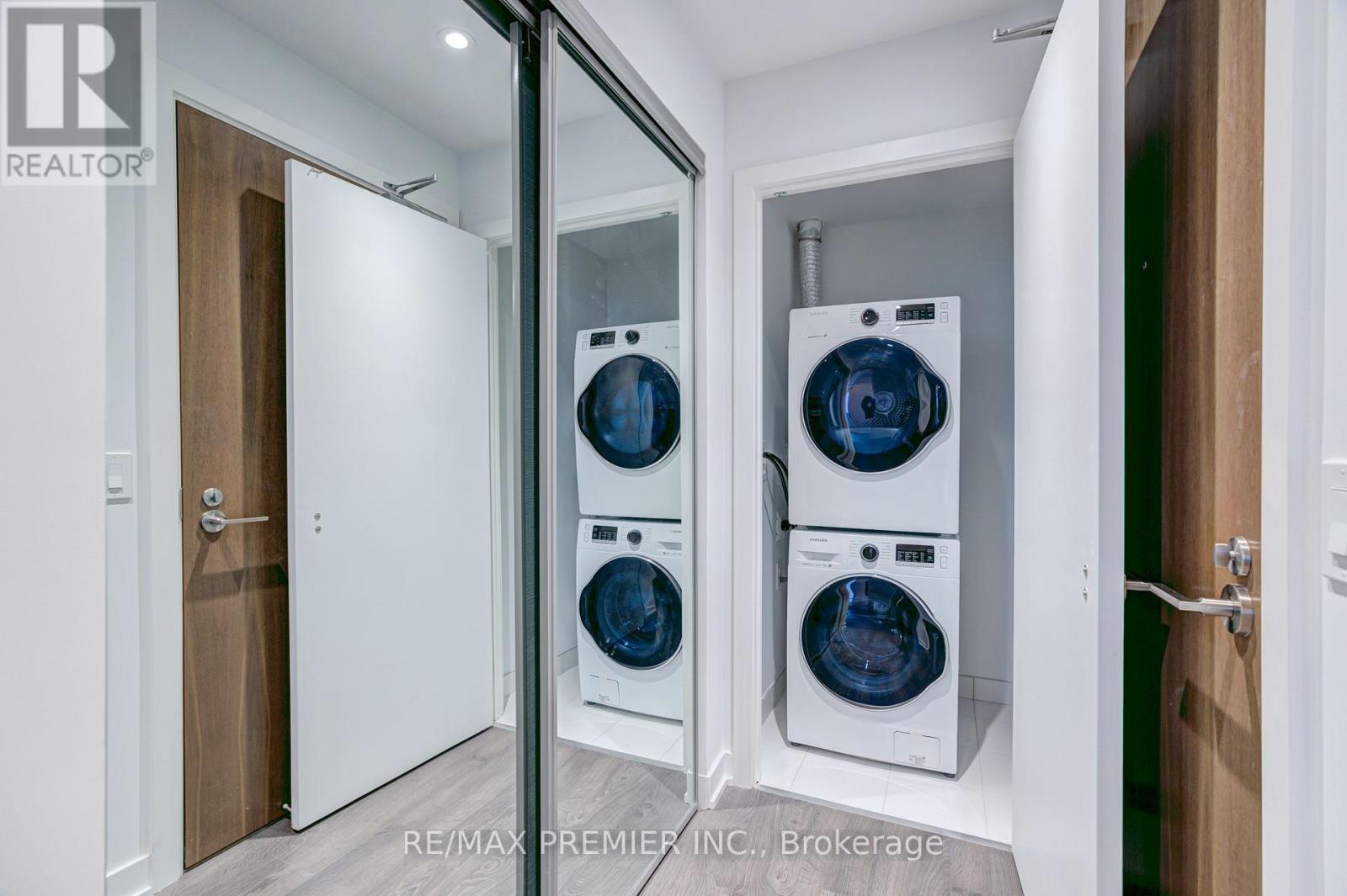 2617 - 1926 Lakeshore Boulevard W, Toronto, Ontario  M6S 1A1 - Photo 4 - W12876622