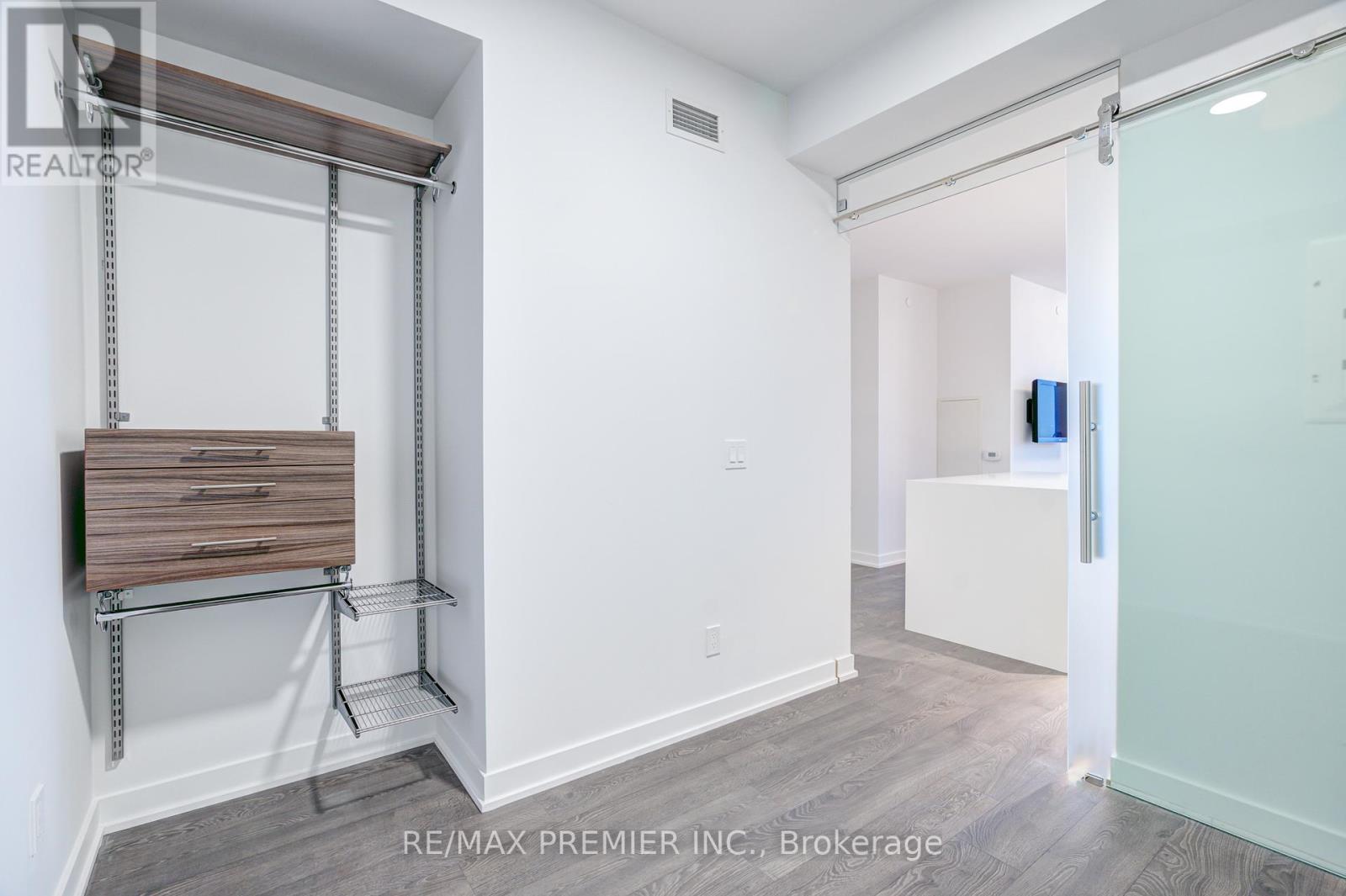 2617 - 1926 Lakeshore Boulevard W, Toronto, Ontario  M6S 1A1 - Photo 17 - W12876622