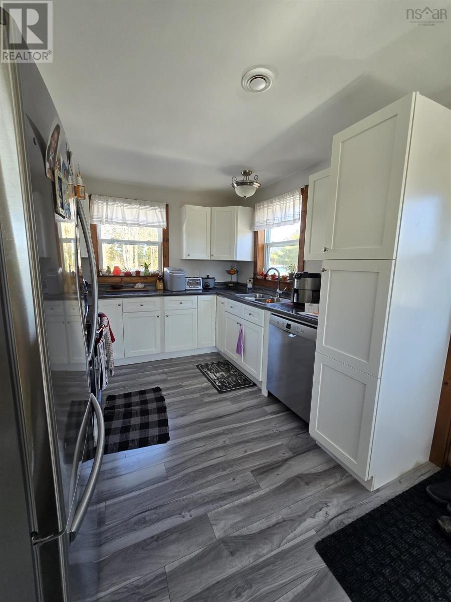 19 Bond Drive, Chester, Nova Scotia  B0J 1J0 - Photo 10 - 202604428