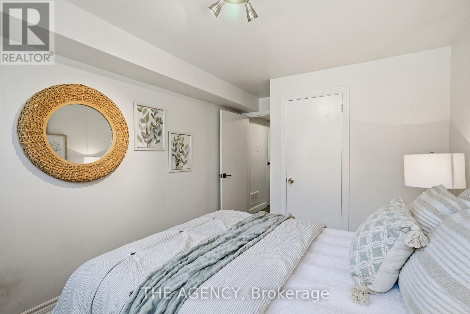 118 Applewood Crescent, Whitby, Ontario  L1N 2E7 - Photo 26 - E12877612