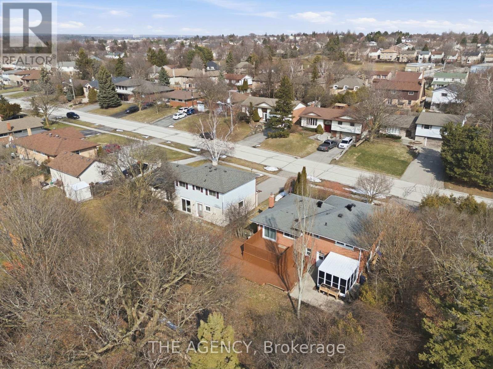 118 Applewood Crescent, Whitby, Ontario  L1N 2E7 - Photo 33 - E12877612