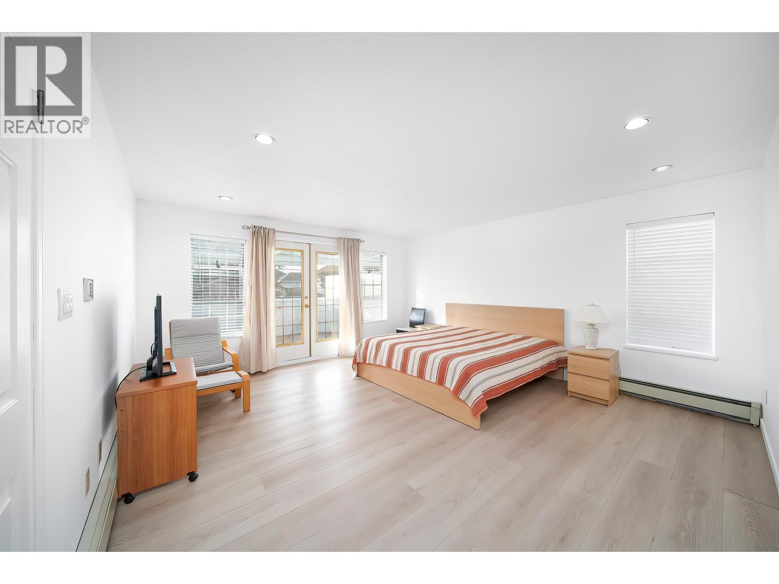 Listing Picture 26 of 39 : 5611 HOLT AVENUE, Richmond / 烈治文 - 魯藝地產 Yvonne Lu Group - MLS Medallion Club Member