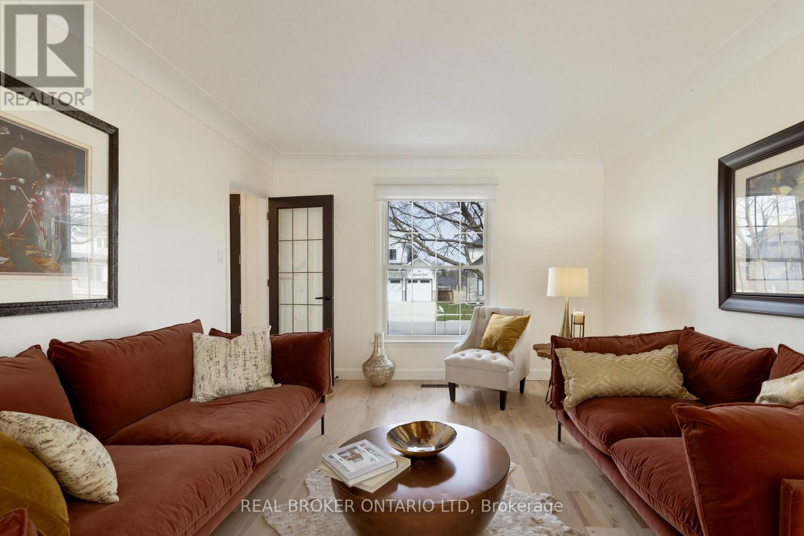 196 Wychwood Park, London North, Ontario  N6G 1R9 - Photo 14 - X12877614