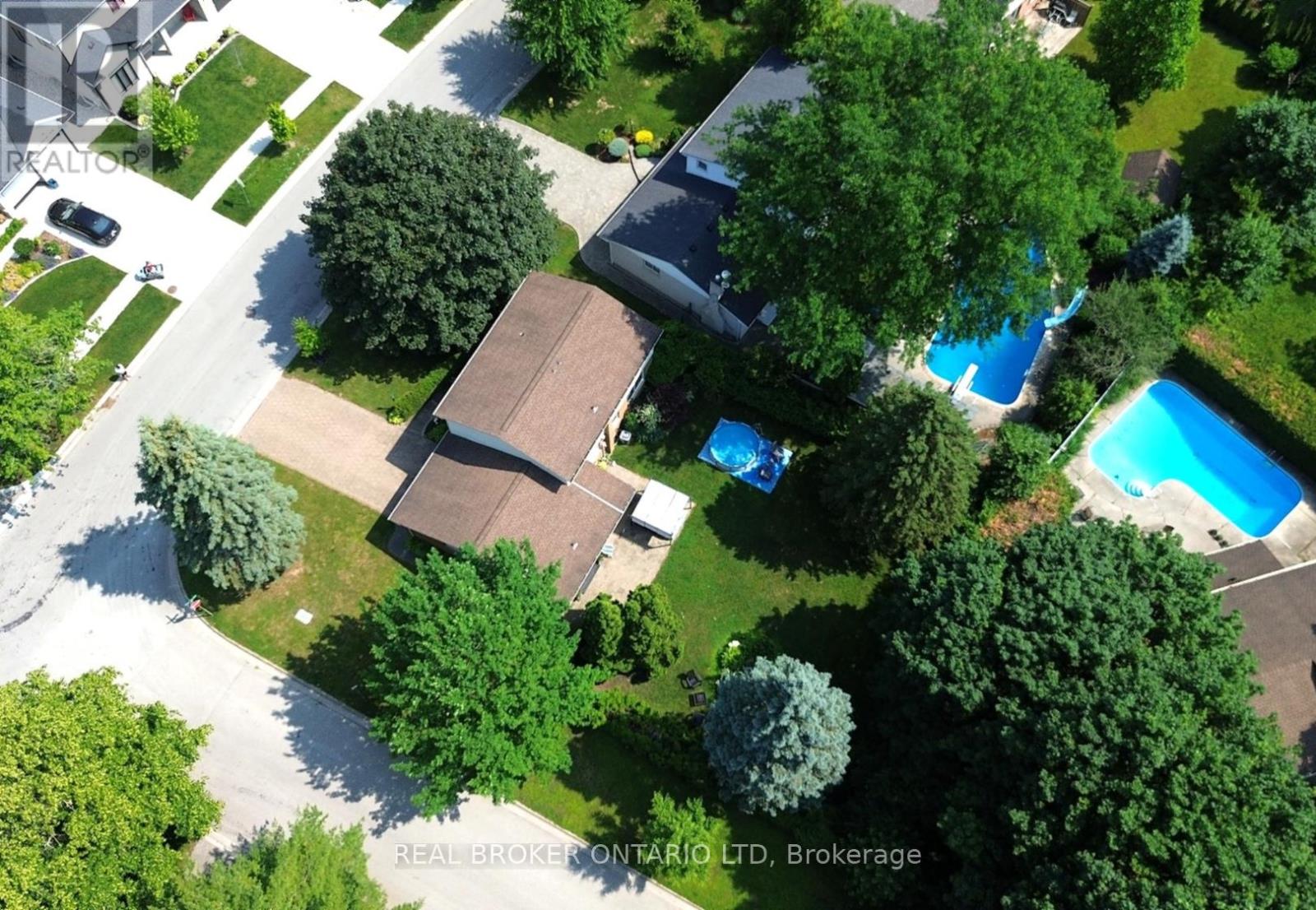 196 Wychwood Park, London North, Ontario  N6G 1R9 - Photo 42 - X12877614