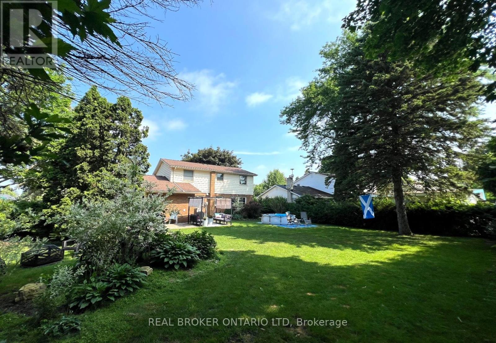 196 Wychwood Park, London North, Ontario  N6G 1R9 - Photo 43 - X12877614