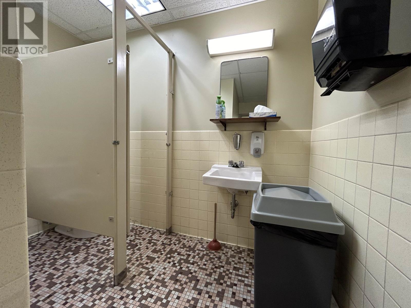 206 Scott Street, Fort Frances, Ontario  P9A 1G7 - Photo 12 - TB2600022