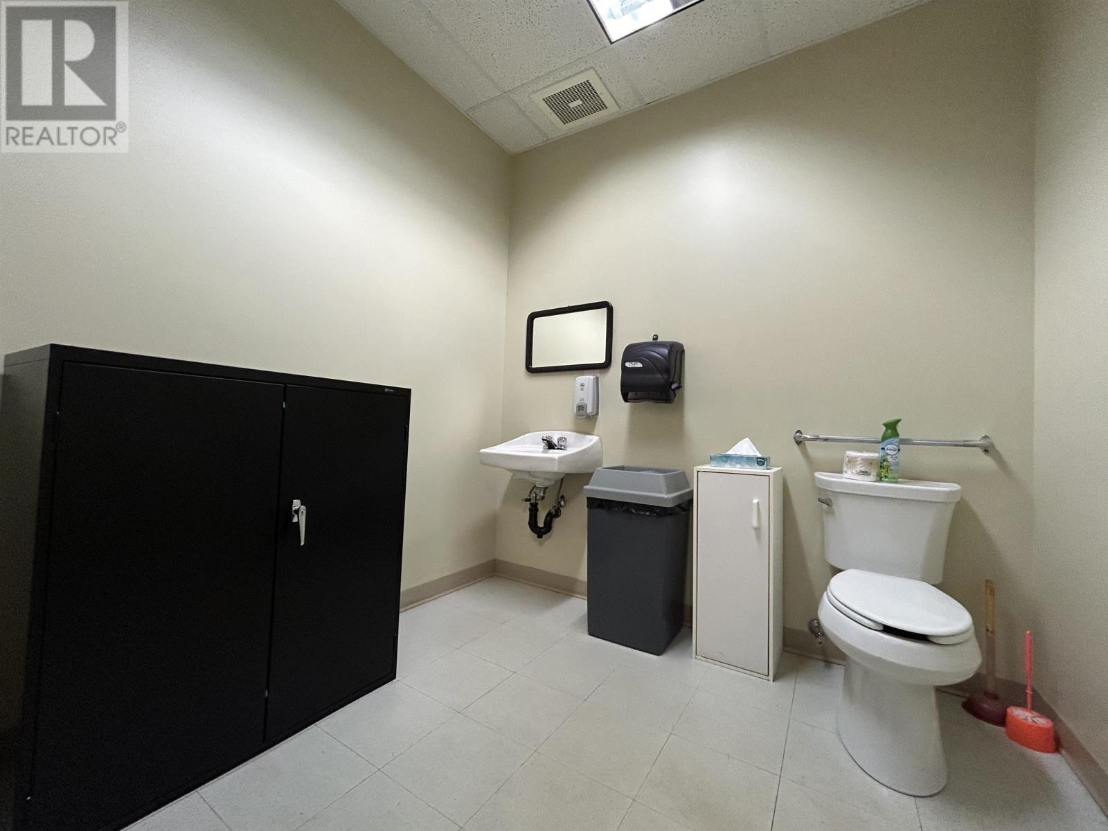 206 Scott Street, Fort Frances, Ontario  P9A 1G7 - Photo 2 - TB2600022