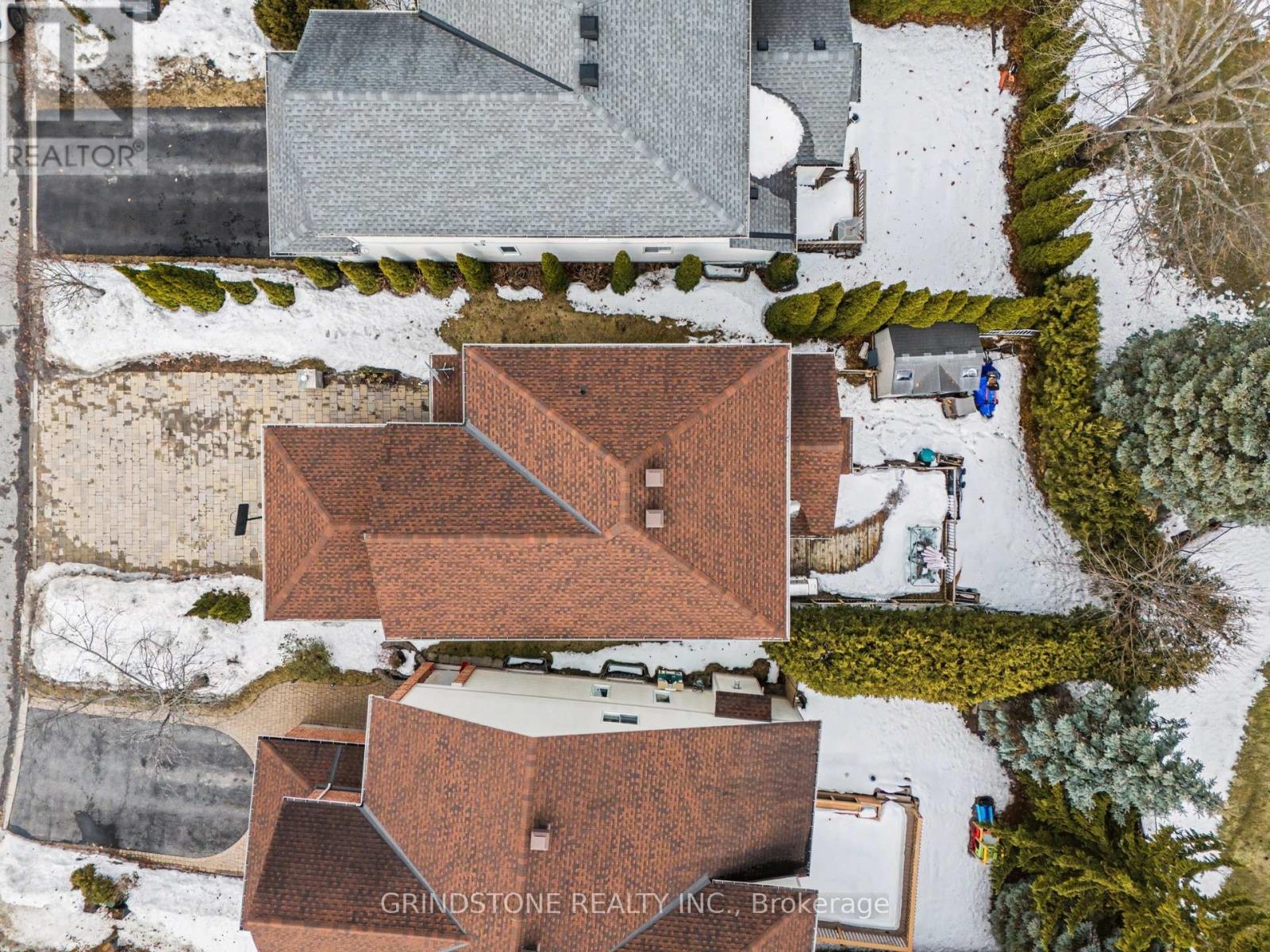 95 Evanshen Crescent, Ottawa, Ontario  K2K 2X7 - Photo 41 - X12877594