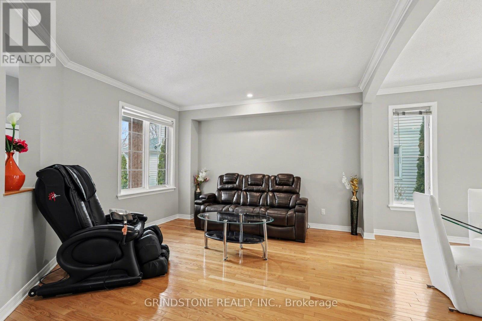 95 Evanshen Crescent, Ottawa, Ontario  K2K 2X7 - Photo 7 - X12877594