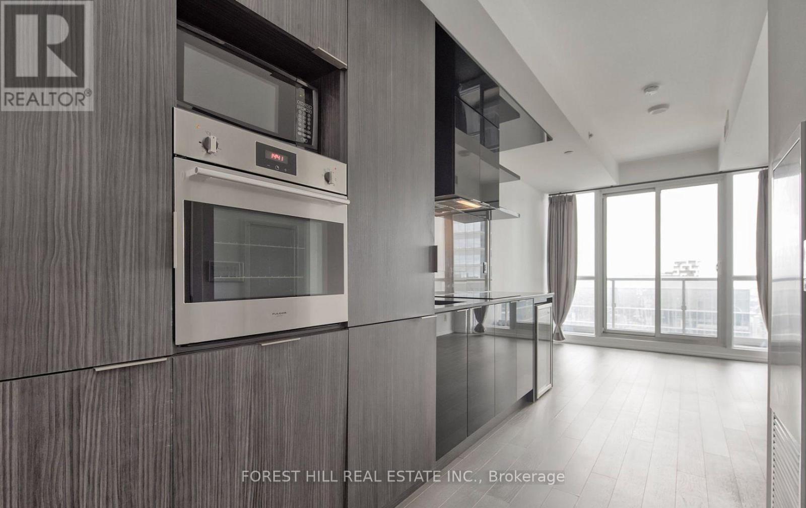 4605 - 70 Temperance Street, Toronto, Ontario  M5H 4E8 - Photo 3 - C12877526