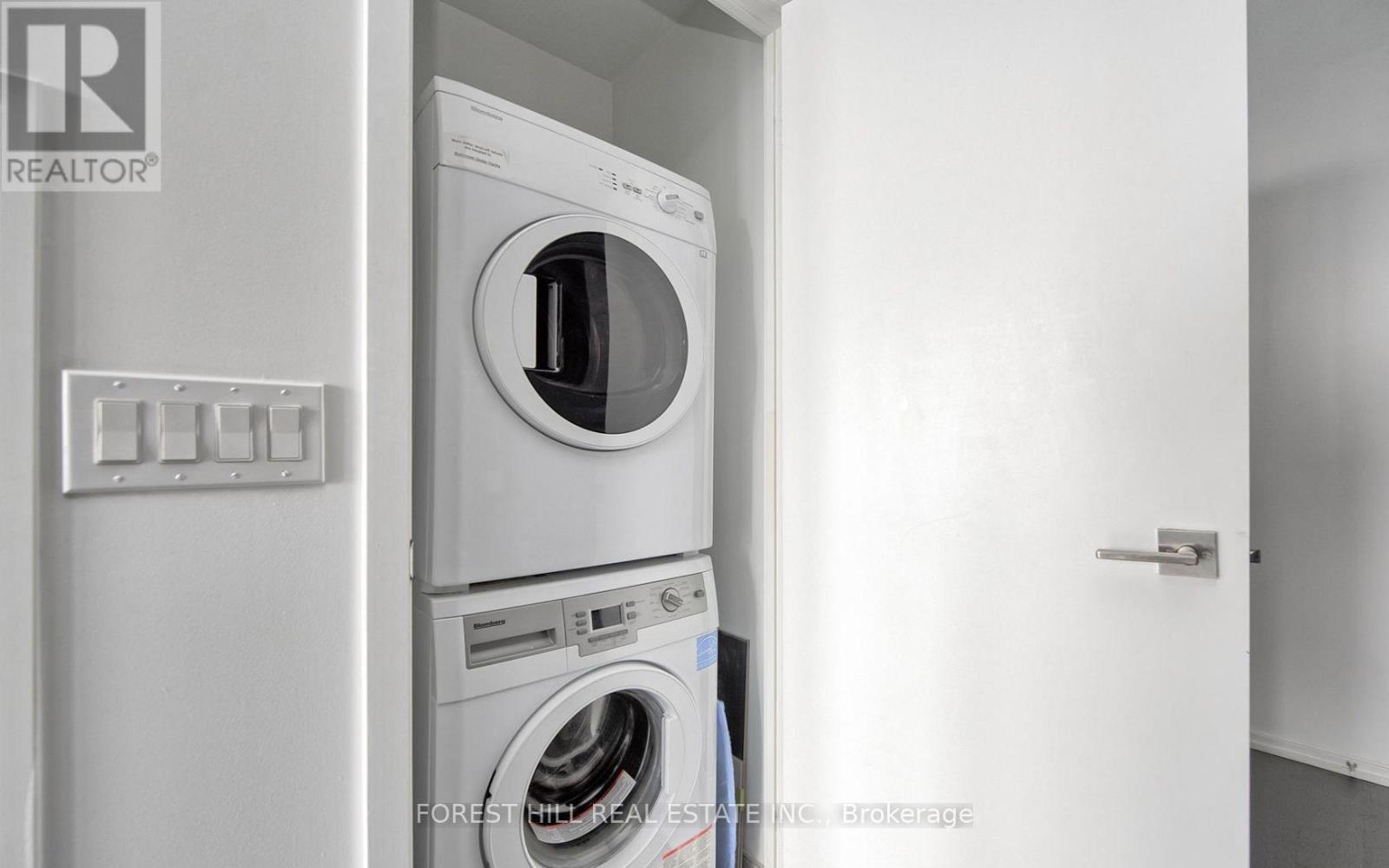 4605 - 70 Temperance Street, Toronto, Ontario  M5H 4E8 - Photo 8 - C12877526