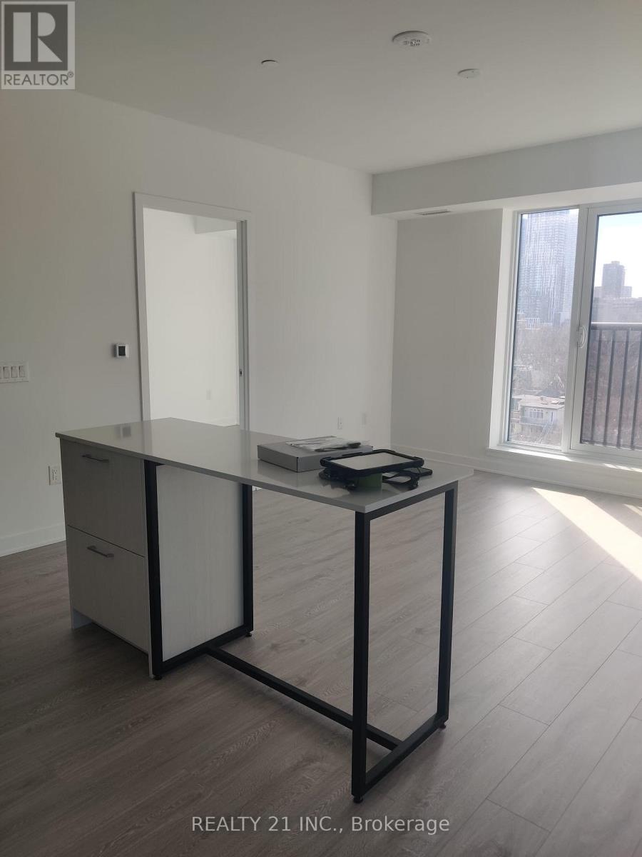 30 Dreamers Way, Toronto, Ontario  M5A 0Y7 - Photo 11 - C12877538