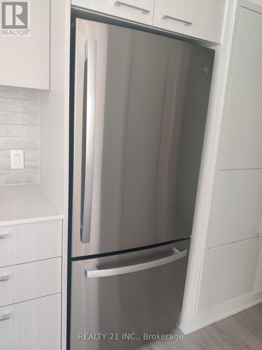 30 Dreamers Way, Toronto, Ontario  M5A 0Y7 - Photo 13 - C12877538