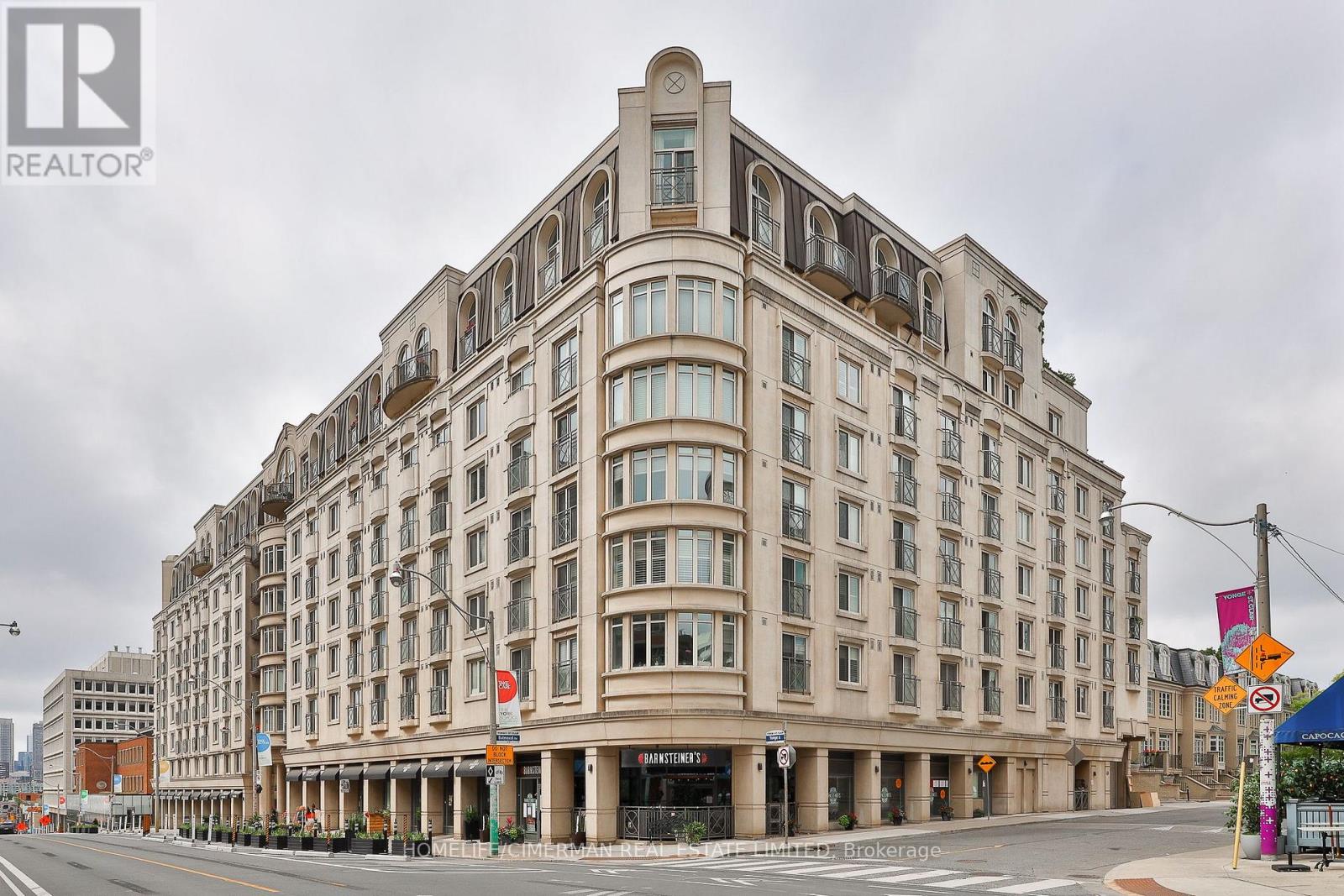 313 - 1 Balmoral Avenue, Toronto, Ontario  M4V 3B9 - Photo 1 - C12877588