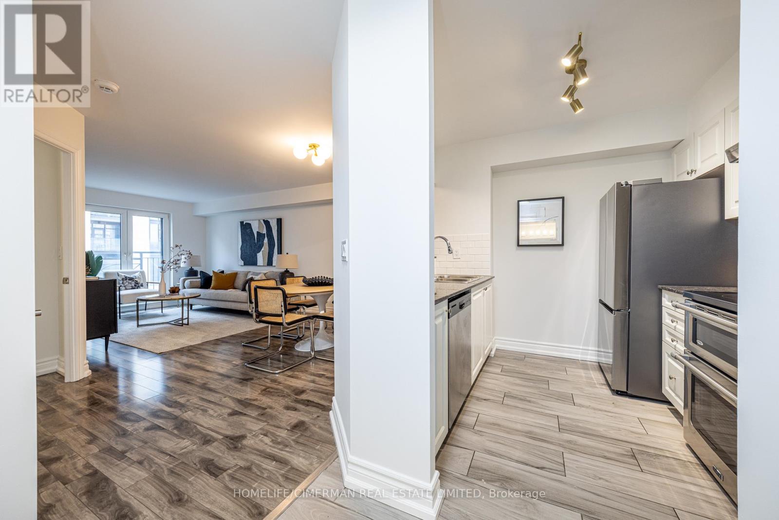 313 - 1 Balmoral Avenue, Toronto, Ontario  M4V 3B9 - Photo 7 - C12877588