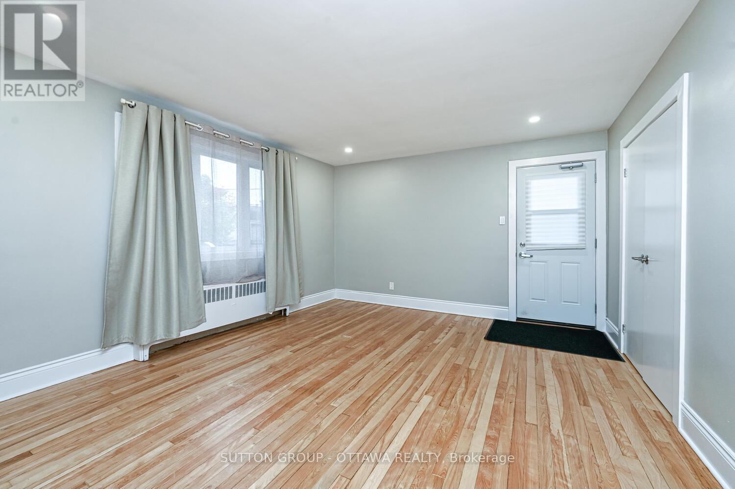 154-156 Dagmar Avenue, Ottawa, Ontario  K1L 5T2 - Photo 18 - X12451298