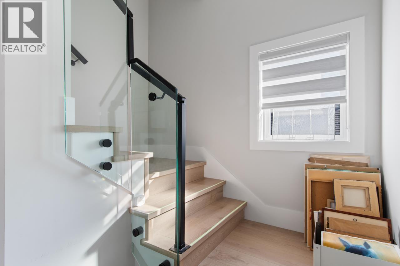 2558 Dundas Street, Vancouver, British Columbia  V5K 1P8 - Photo 14 - R3099259