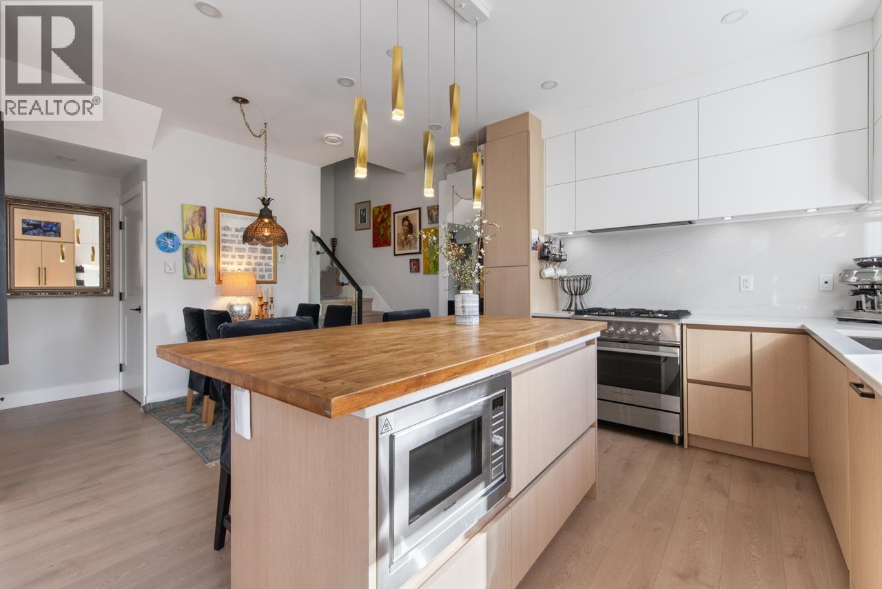 2558 Dundas Street, Vancouver, British Columbia  V5K 1P8 - Photo 8 - R3099259