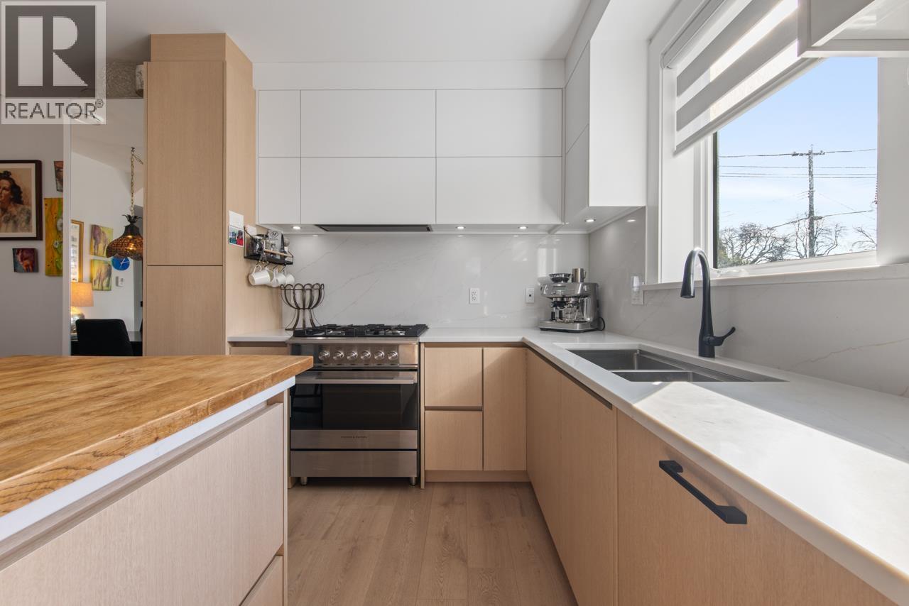 2558 Dundas Street, Vancouver, British Columbia  V5K 1P8 - Photo 9 - R3099259