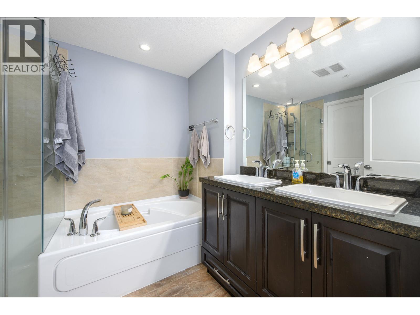 115 11887 Burnett Street, Maple Ridge, British Columbia  V2X 6P6 - Photo 16 - R3099260