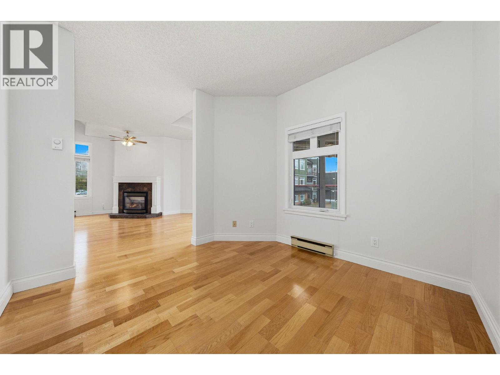 507 2800 Chesterfield Avenue, North Vancouver, British Columbia  V7N 4M1 - Photo 10 - R3099270