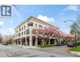 <div class="price">$2,190,000</div> Ph4 2089 W 43rd Avenue, Vancouver<br><div style="margin-bottom:8px;"><small>Multiple Realty Ltd.</small></div><div class='bed_bath'>3 Bed | 3 Bath</div>