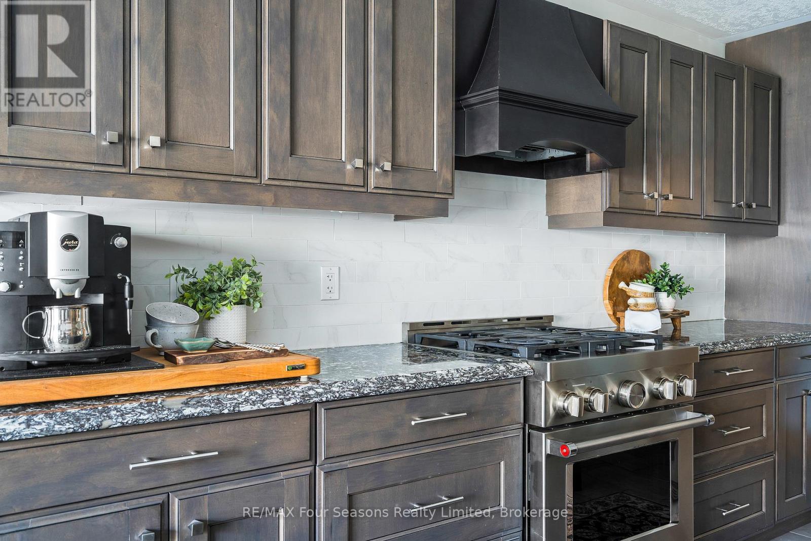 5 Kayla Crescent, Collingwood, Ontario  L9Y 5K9 - Photo 8 - S12877582