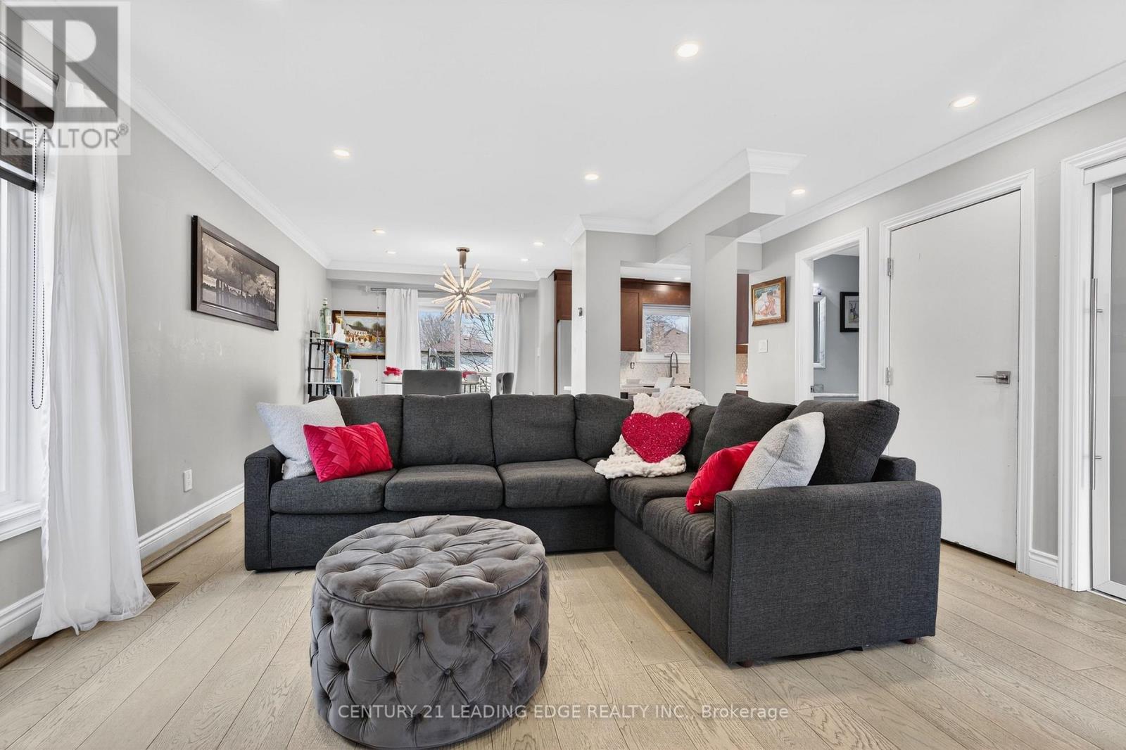 46 Humphrey Drive, Ajax, Ontario  L1S 4Z4 - Photo 10 - E12877602