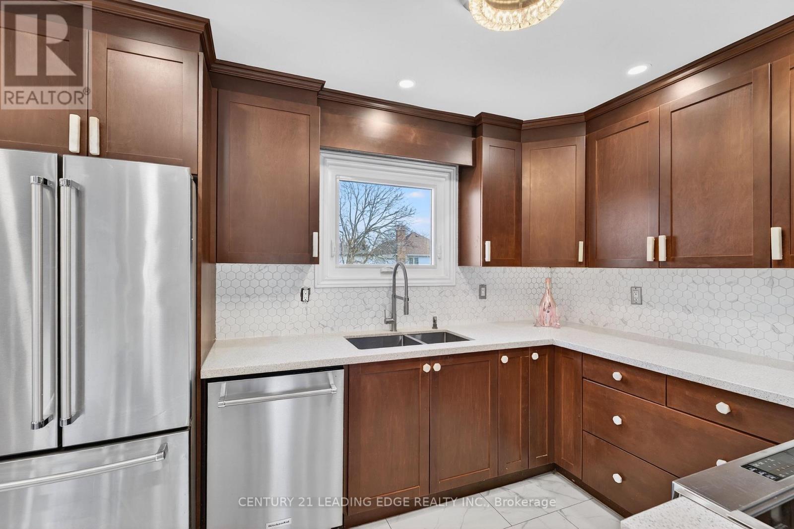 46 Humphrey Drive, Ajax, Ontario  L1S 4Z4 - Photo 12 - E12877602