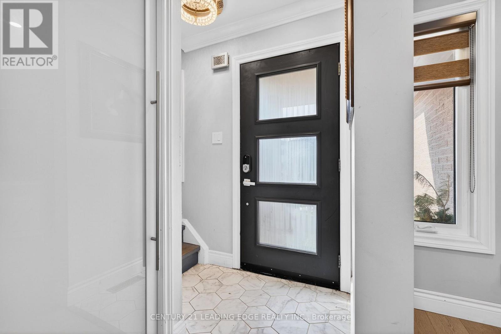 46 Humphrey Drive, Ajax, Ontario  L1S 4Z4 - Photo 6 - E12877602