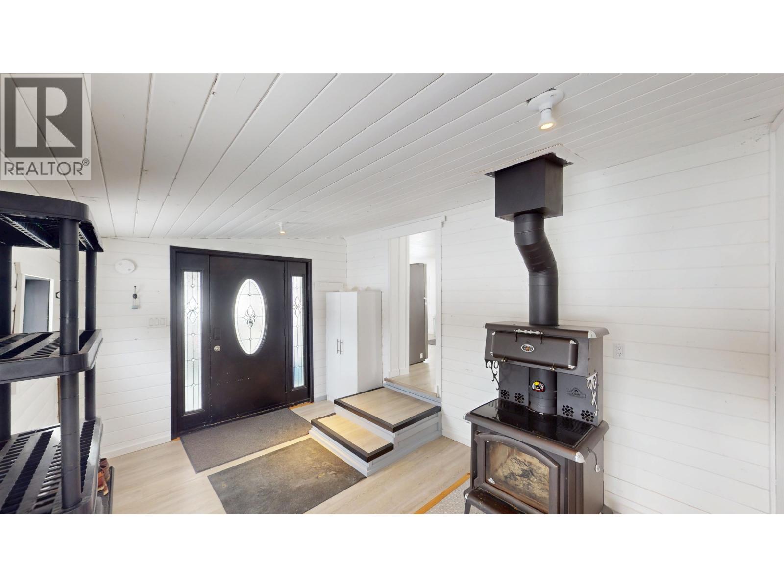 10356 99 Street, Taylor, British Columbia  V0C 2K0 - Photo 11 - R3099177