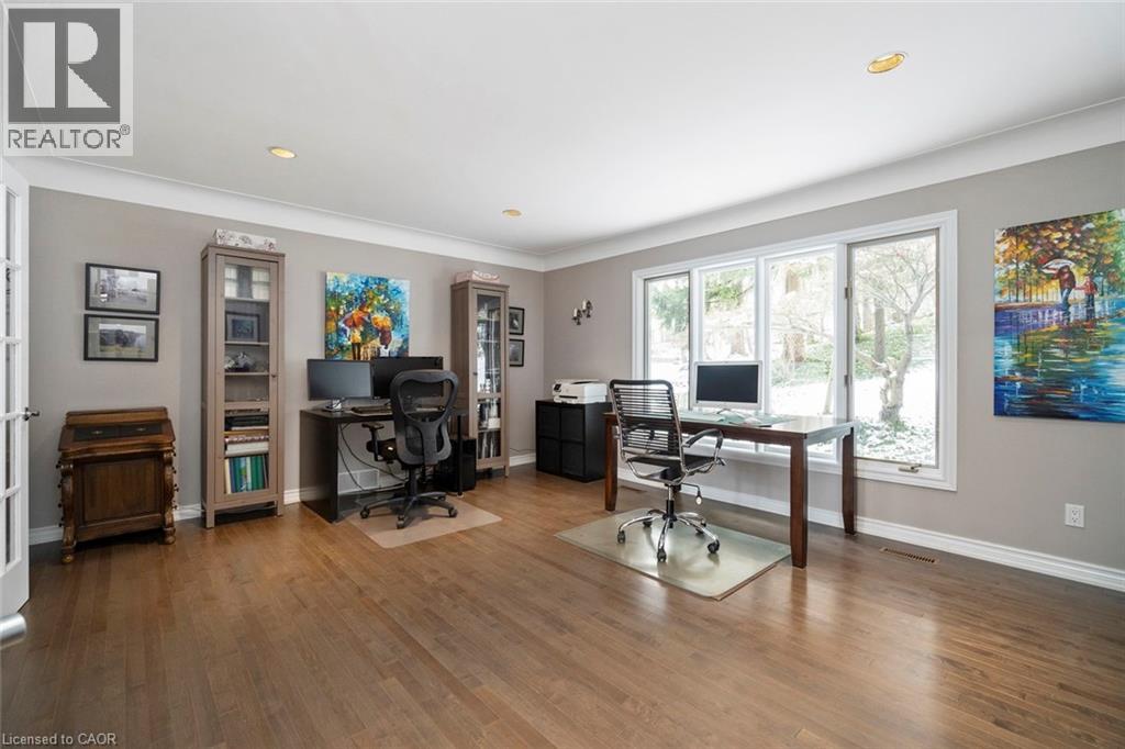 18 Stonegate Drive, Hamilton, Ontario  L9G 3R7 - Photo 10 - 40811697