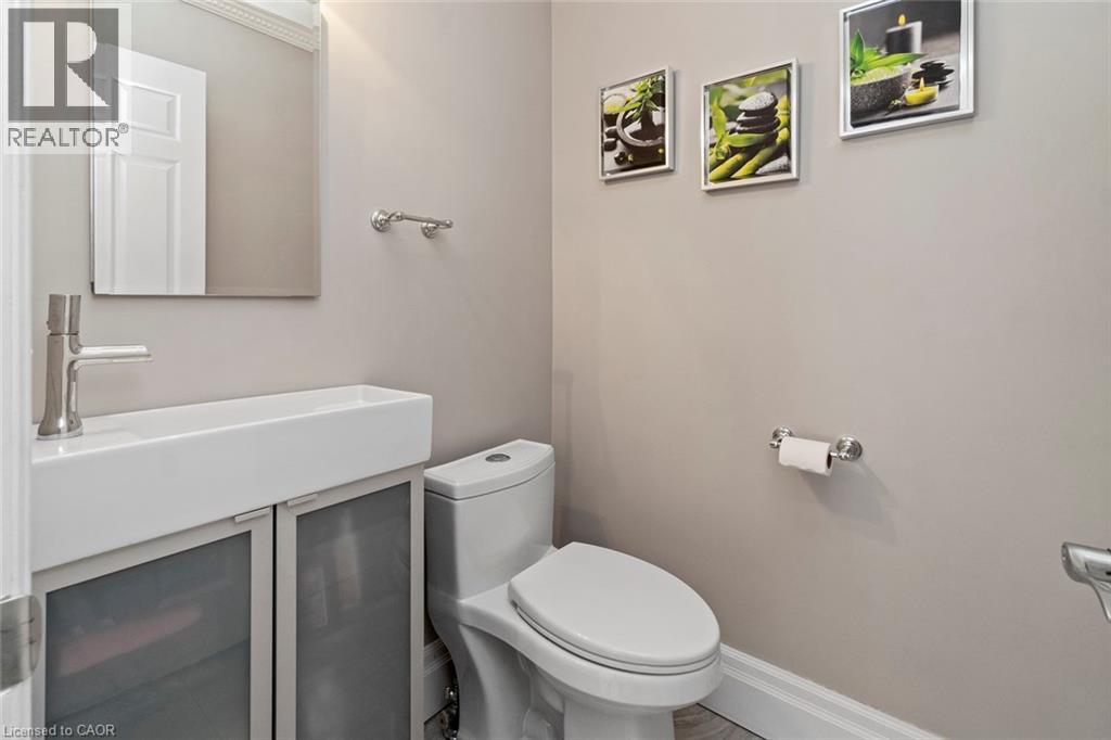 18 Stonegate Drive, Hamilton, Ontario  L9G 3R7 - Photo 24 - 40811697