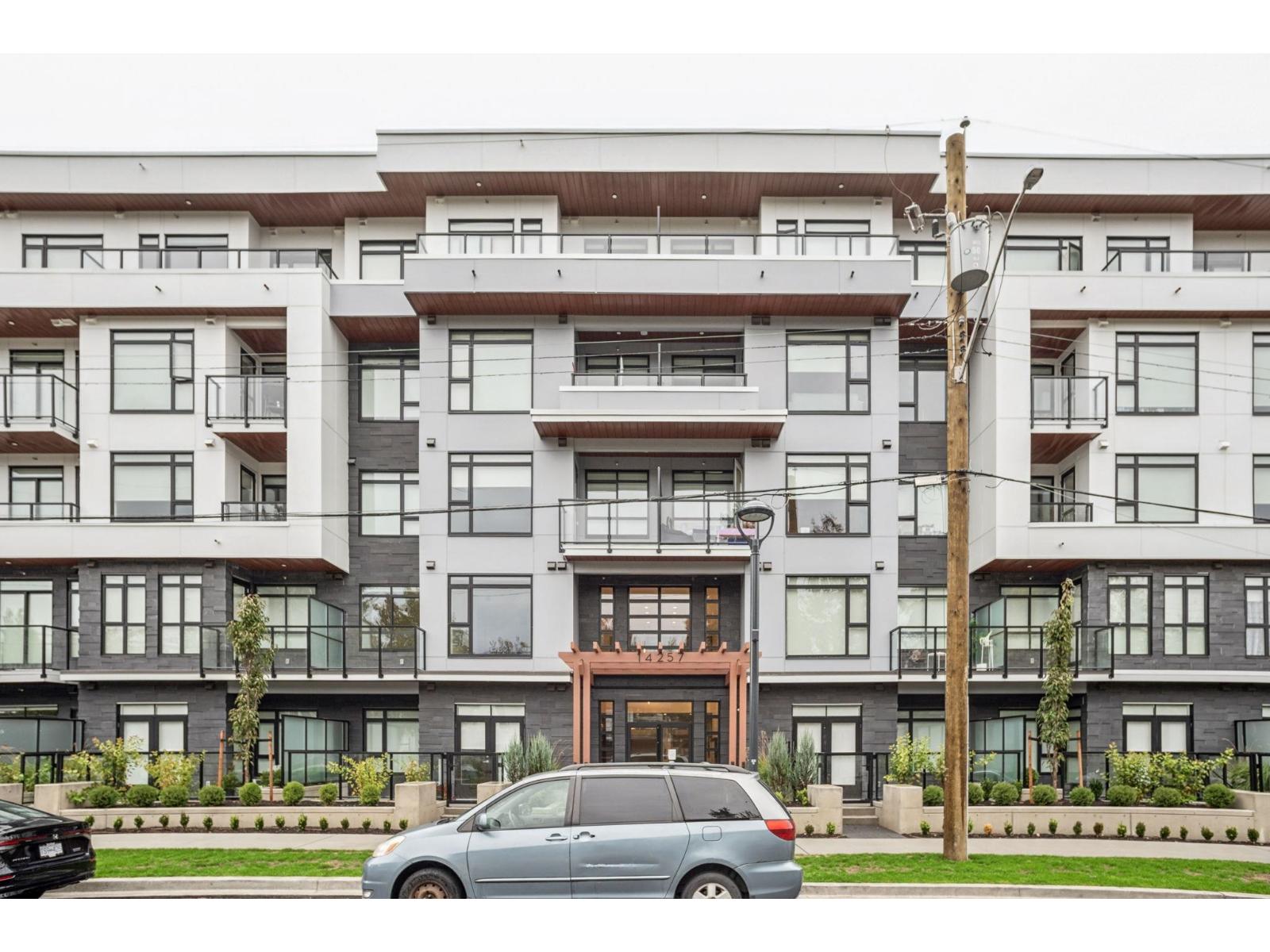 202 14257 103a Avenue Avenue, Surrey, British Columbia  V3T 1T1 - Photo 3 - R3097723