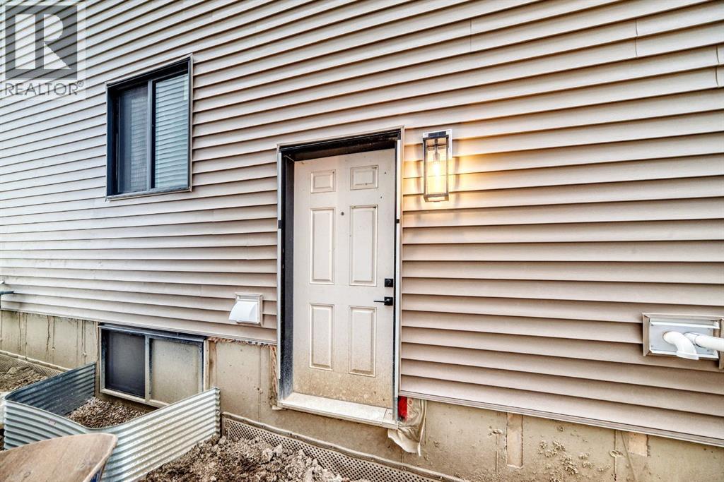 508 Heritage Boulevard, Cochrane, Alberta  T4C 3K9 - Photo 36 - A2284497