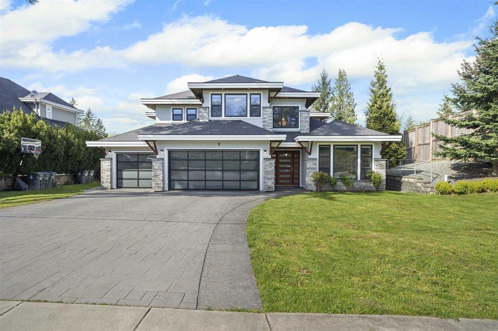 17585 ABBEY DRIVE, surrey, British Columbia