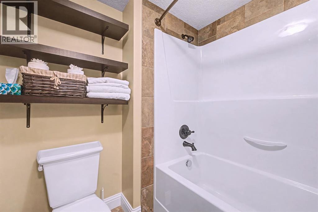 384 Coopers Terrace Sw, Airdrie, Alberta  T4B 0X5 - Photo 35 - A2287455