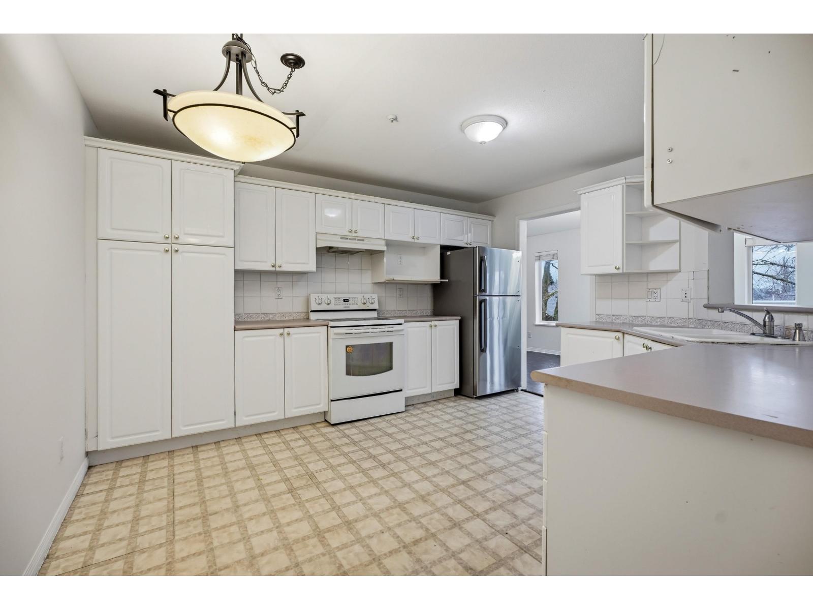 308 12155 75a Avenue, Surrey, British Columbia  V3W 1B9 - Photo 9 - R3099046