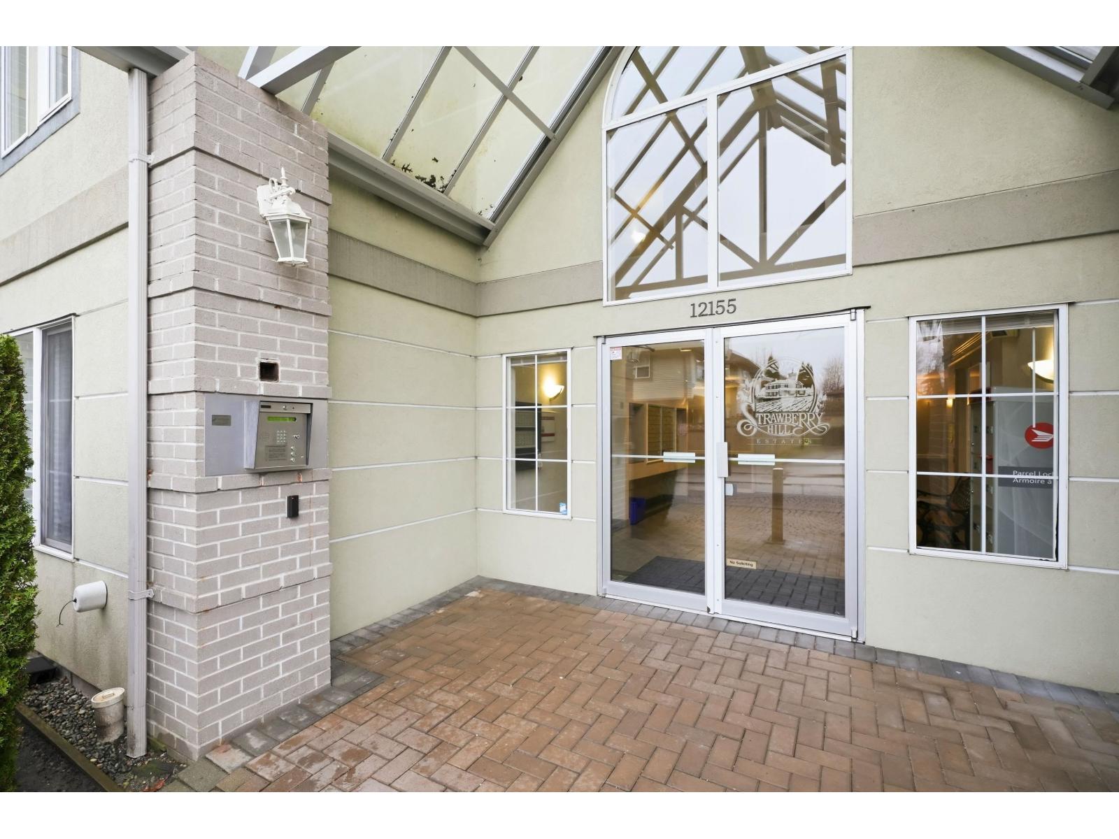 308 12155 75a Avenue, Surrey, British Columbia  V3W 1B9 - Photo 2 - R3099046