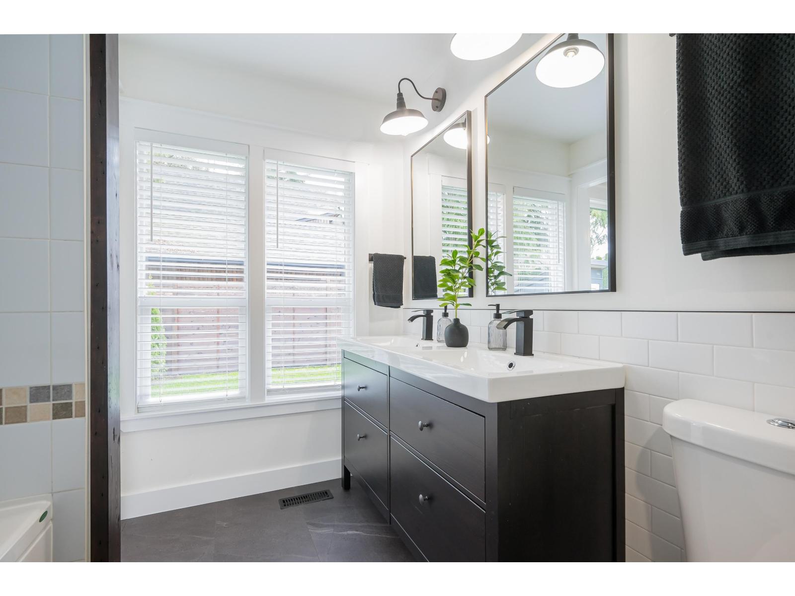 21638 46 Avenue, Langley, British Columbia  V3A 3J4 - Photo 15 - R3098609