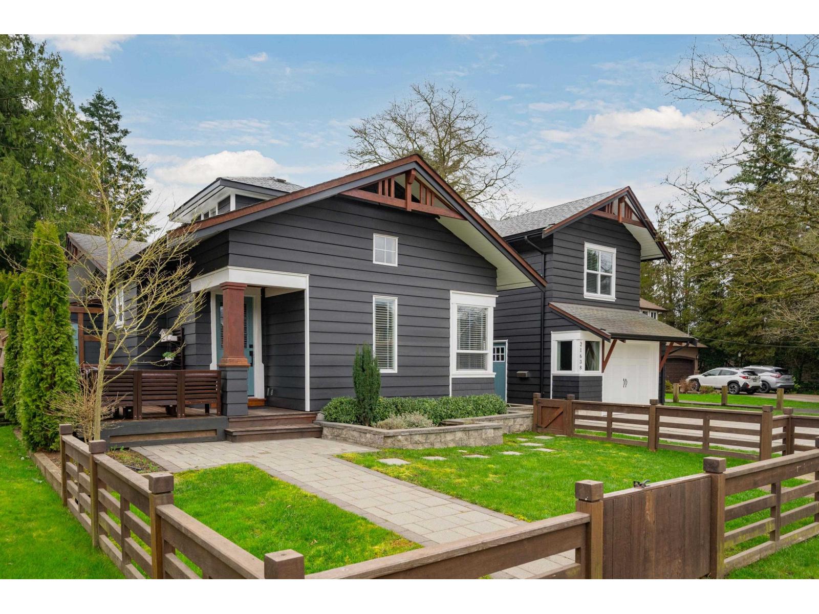 21638 46 Avenue, Langley, British Columbia  V3A 3J4 - Photo 3 - R3098609