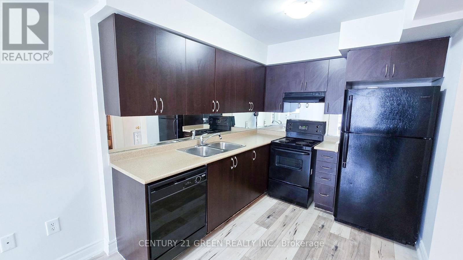 20 - 160 Chancery Road, Markham, Ontario  L6E 0B9 - Photo 5 - N12877556