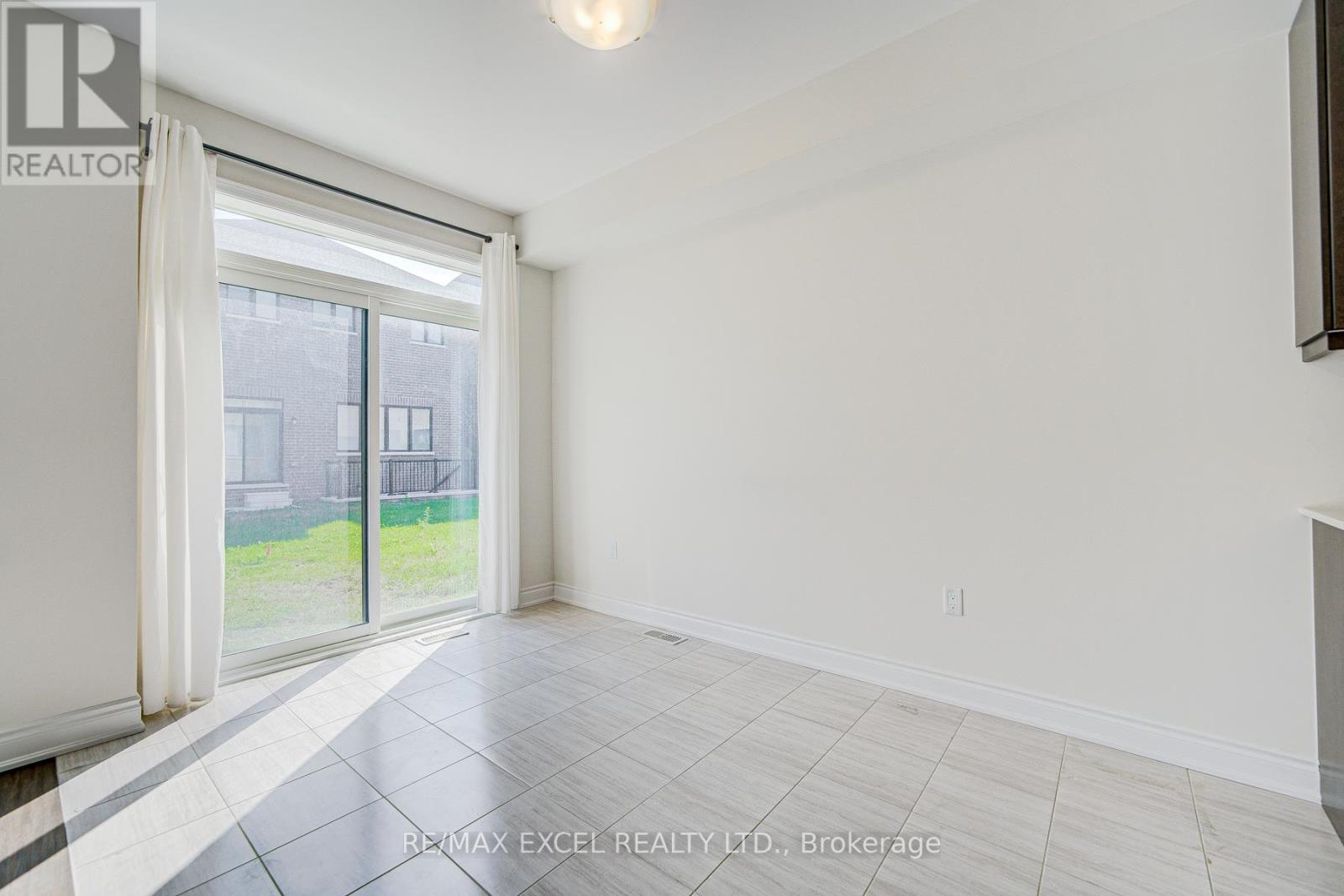 31 Mallery Street, Richmond Hill, Ontario  L4S 0H7 - Photo 12 - N12877564
