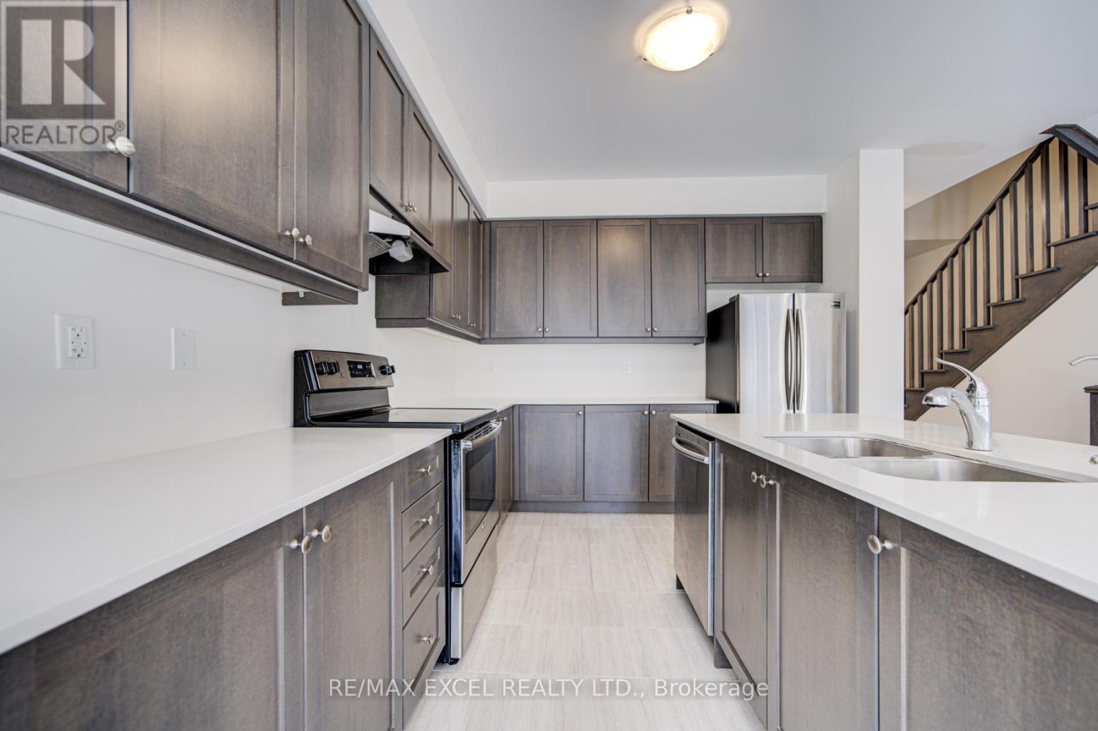 31 Mallery Street, Richmond Hill, Ontario  L4S 0H7 - Photo 15 - N12877564