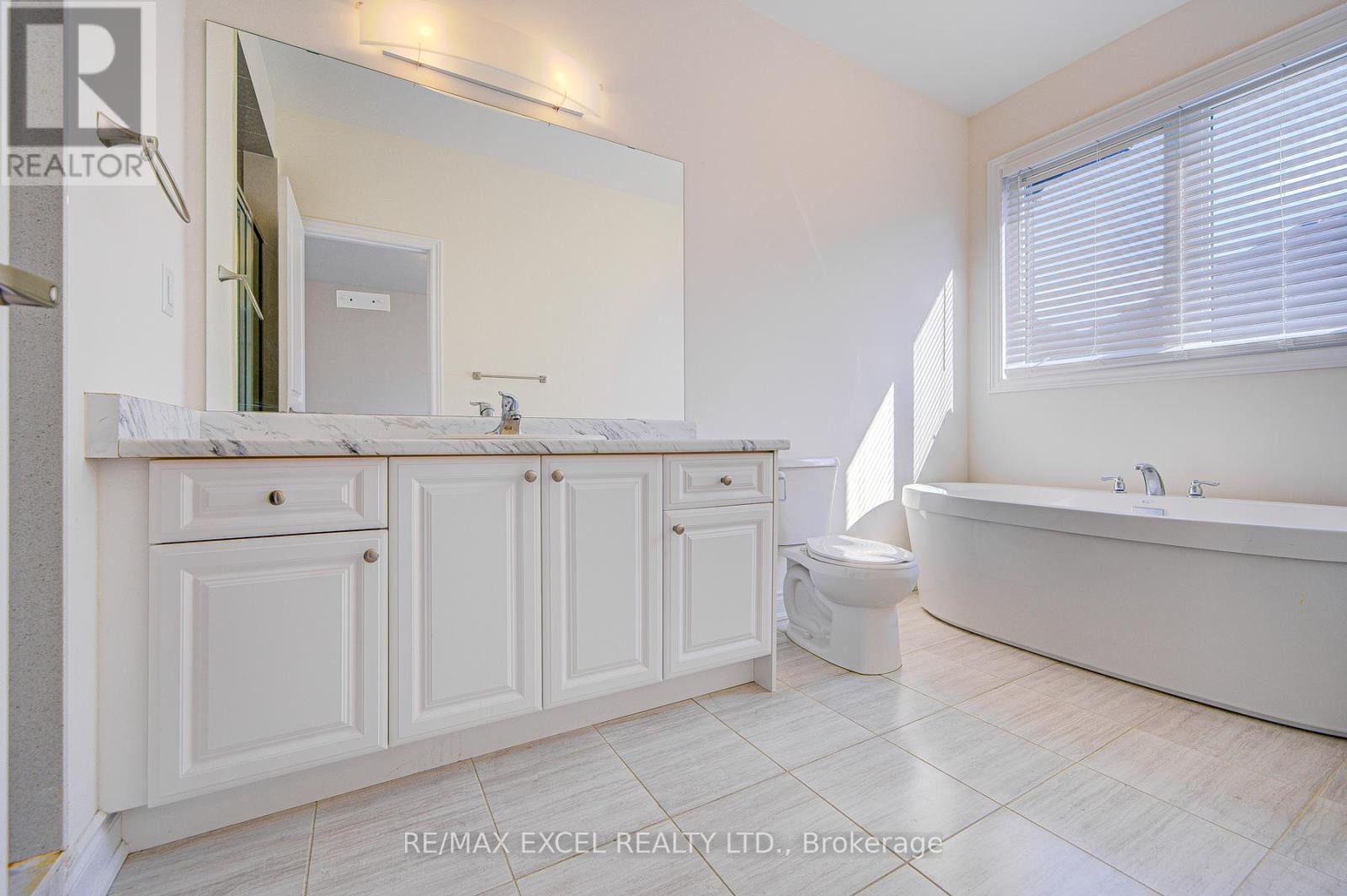 31 Mallery Street, Richmond Hill, Ontario  L4S 0H7 - Photo 23 - N12877564