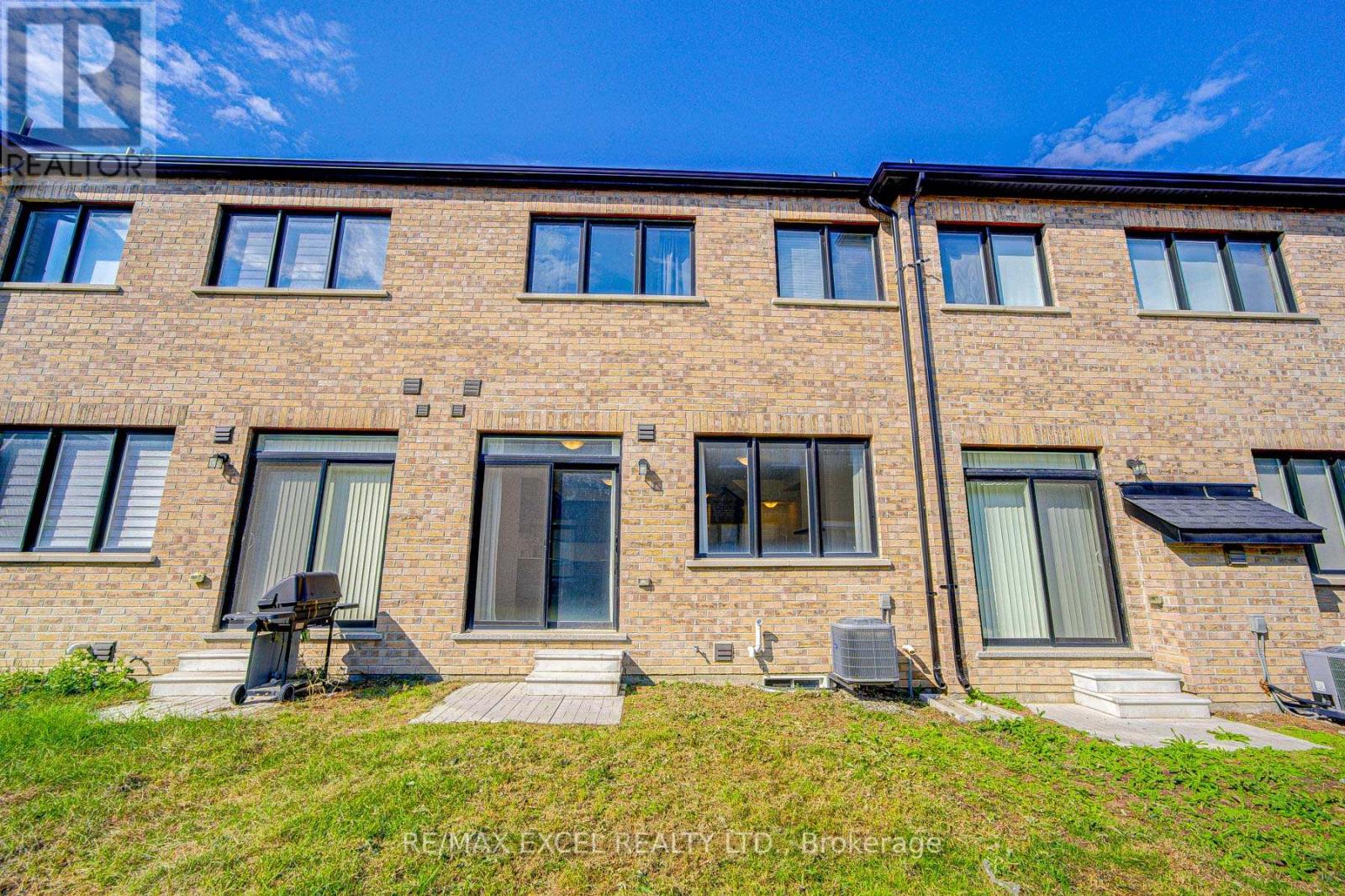 31 Mallery Street, Richmond Hill, Ontario  L4S 0H7 - Photo 35 - N12877564